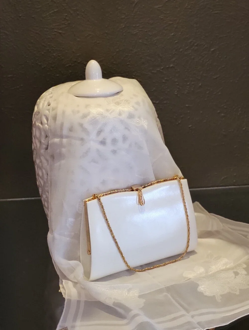 Kawasaki Kojima Mid-Century Winter White Hard Shell Evening Bag Rare